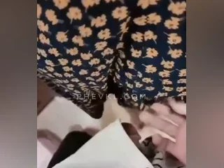 Lén lút địt vợ thằng bạn thân ngay trong nhà của nó