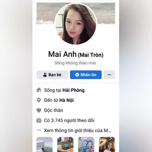 Mai Anh ( Mai Tròn ) móc lồn trong nhà vệ sinh