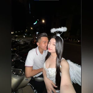 Clip sex em Thùy Hương 2k7 thơm như múi mít