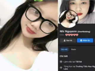 Nhi Nguyễn bị bạn trai lút cán vào cái bím không lông