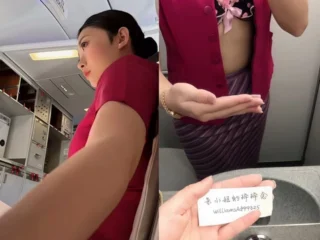 Gạ chịch em tiếp viên hàng không xinh đẹp xứ Trung