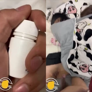 Cha dượng và kế hoạch địt con gái riêng của vợ