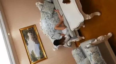 Cảm giác chơi gái chân dài hạng sang phòng VIP Tổng thống sẽ như thế nào