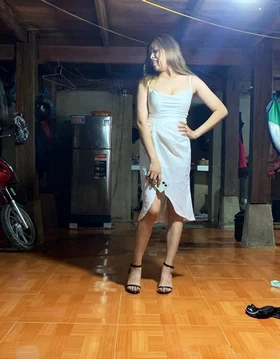 Trốn chồng đi ăn vụng với đồng nghiệp mặt hớn hở như được mùa